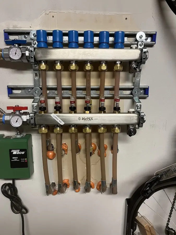 Plumber performing Leak Detection at a residential property in Pomona